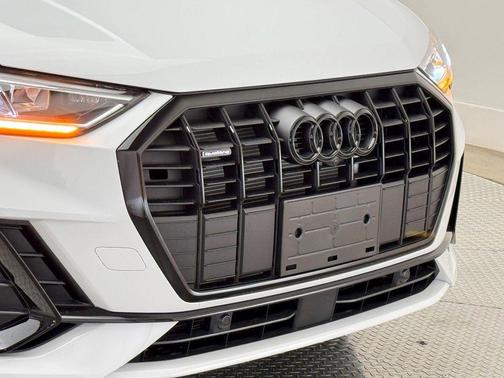 2025 Audi Q3 45 S line Premium Plus