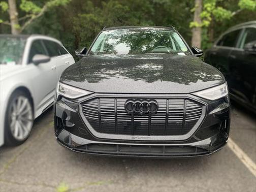 2023 Audi e-tron Premium quattro