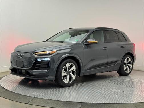 2025 Audi Q6 e-tron Prestige quattro