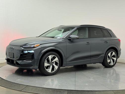 2025 Audi Q6 e-tron Prestige quattro
