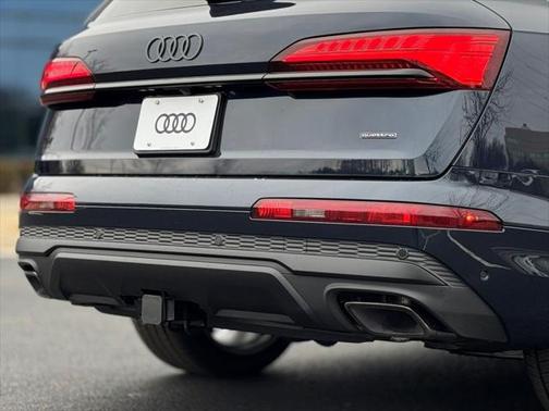 2025 Audi Q7 55 Prestige