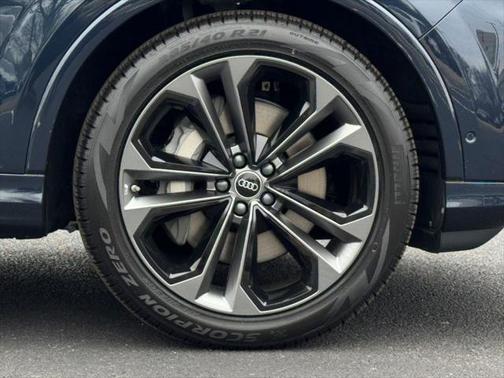 2025 Audi Q7 55 Prestige