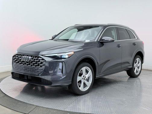 2025 Audi Q5 Premium Plus TFSI quattro S tronic