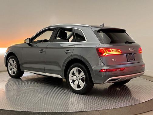 2019 Audi Q5 2.0T Premium Plus