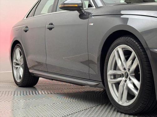 2023 Audi A4 45 S line Premium Plus