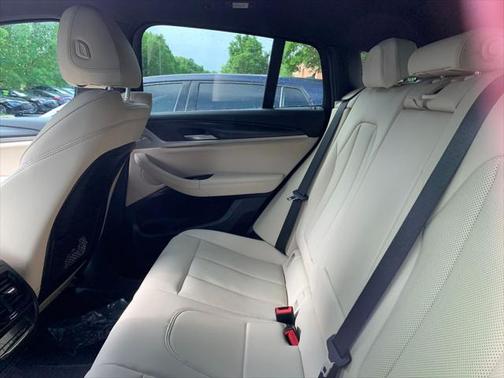 2023 BMW X4 xDrive30i