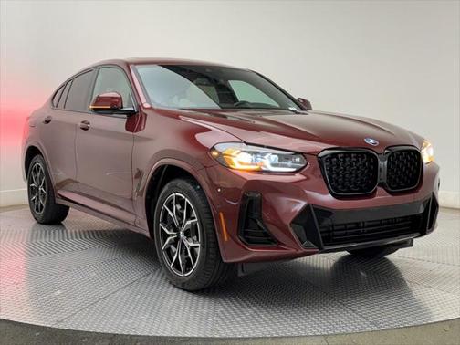 2023 BMW X4 xDrive30i