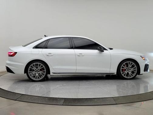 Glacier White Metallic 2023 Audi S4 Premium Plus TFSI quattro Tiptronic