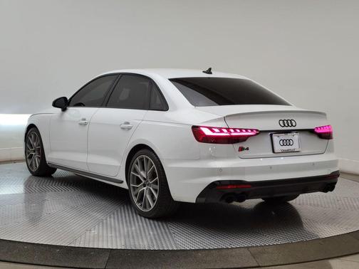 Glacier White Metallic 2023 Audi S4 Premium Plus TFSI quattro Tiptronic