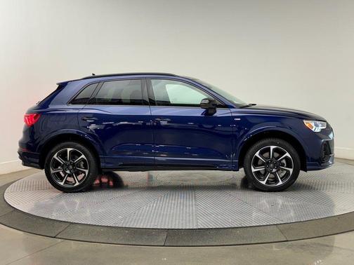 2025 Audi Q3 45 S line Premium Plus