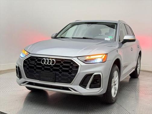 2023 Audi Q5 45 S line Premium