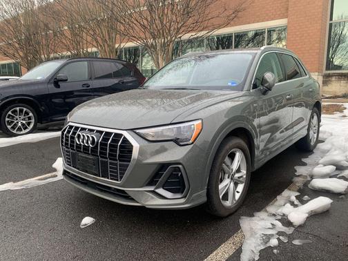 2022 Audi Q3 45 S line Premium