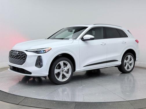 2025 Audi Q5 Premium Plus TFSI quattro S tronic