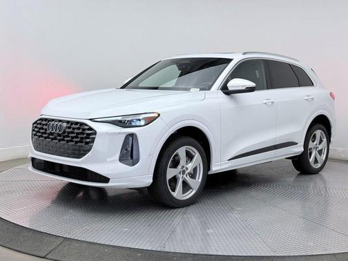 2025 Audi Q5 Premium Plus TFSI quattro S tronic