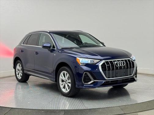 2022 Audi Q3 45 S line Premium