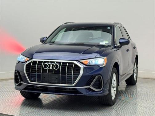 2022 Audi Q3 45 S line Premium