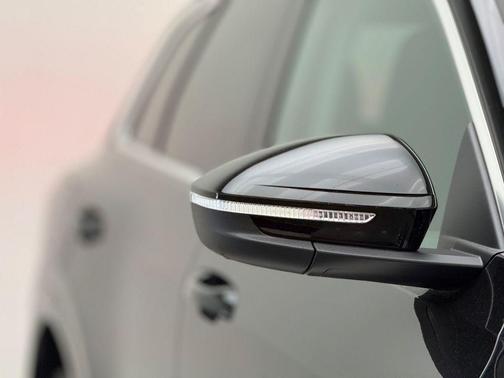 Black Metallic 2025 Audi Q5 Premium TFSI quattro S tronic