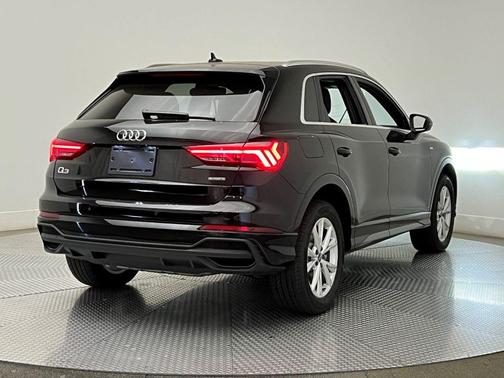 2025 Audi Q3 45 S line Premium Plus