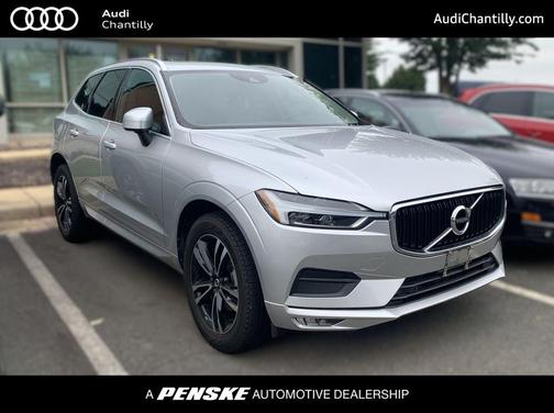 2021 Volvo XC60 T5 Momentum
