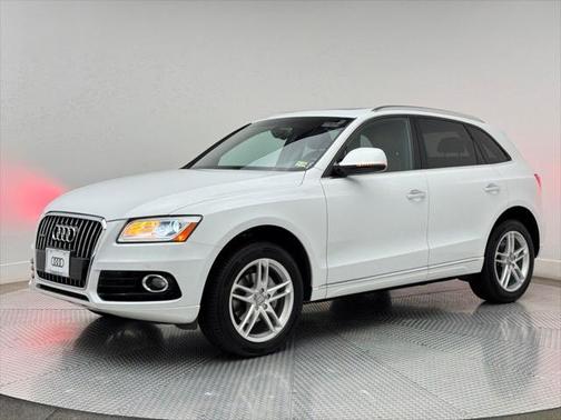 2017 Audi Q5 2.0T Premium Plus