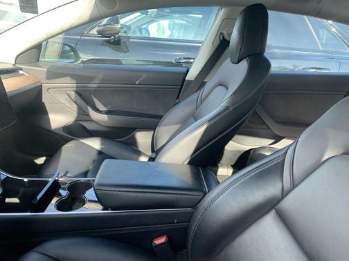 2018 Tesla Model 3 Mid Range