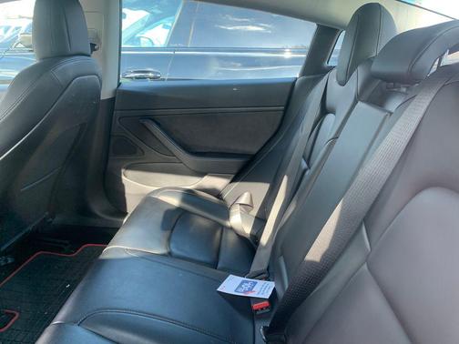 2018 Tesla Model 3 Mid Range