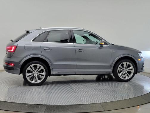 Monsoon Gray Metallic 2017 Audi Q3 2.0T Prestige