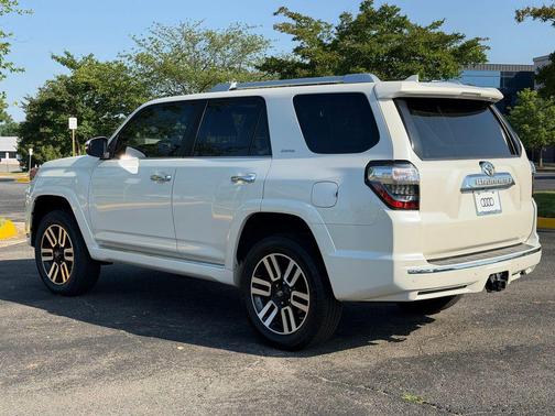 Blizzard Pearl 2018 Toyota 4Runner Limited