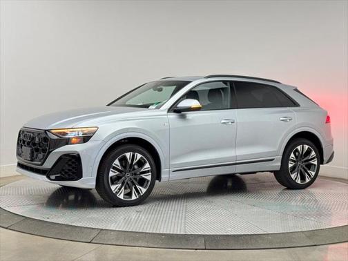 2025 Audi Q8 55 Premium Plus