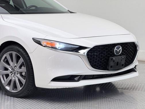 2019 Mazda Mazda3 FWD w/Preferred Package