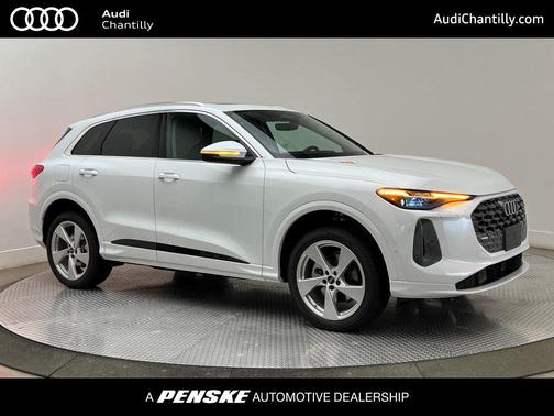 2025 Audi Q5 Premium Plus TFSI quattro S tronic