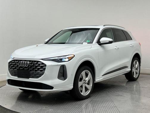 2025 Audi Q5 Premium Plus TFSI quattro S tronic