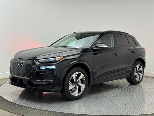 2025 Audi Q6 e-tron Prestige quattro