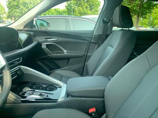 2025 Audi Q5 Premium