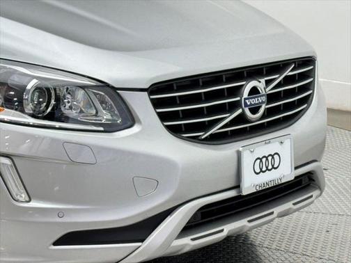 2017 Volvo XC60 T6 Dynamic