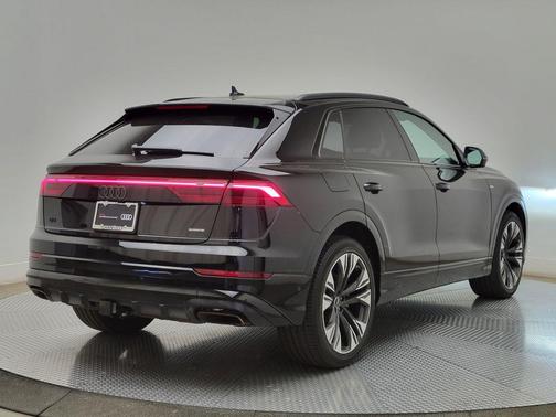 Black Metallic 2026 Audi Q8 55 Premium Plus
