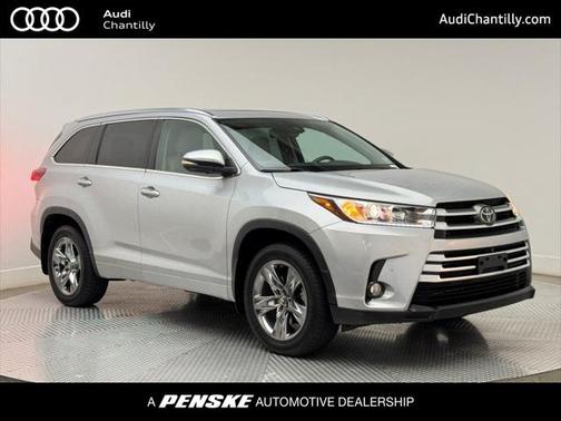 2017 Toyota Highlander Limited Platinum
