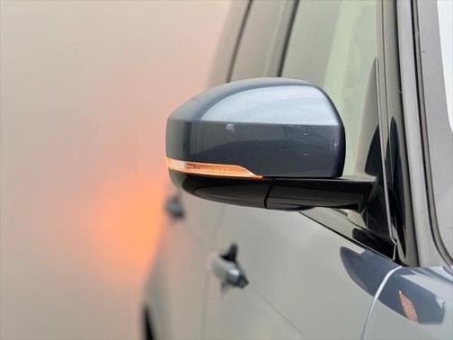 2022 Land Rover Range Rover P525 Westminster