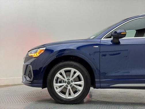 2025 Audi Q3 45 S line Premium Plus
