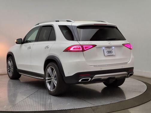 Polar White 2022 Mercedes-Benz GLE 350 4MATIC