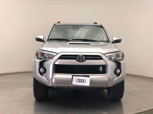 Photo 2 of 43 of 2020 Toyota 4Runner TRD Off Road