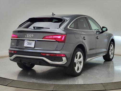 2023 Audi Q5 45 S line Premium Plus