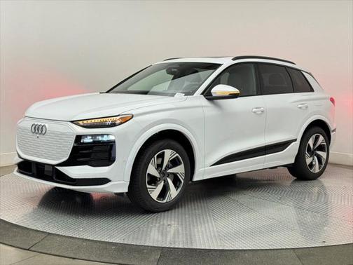 2025 Audi Q6 e-tron Premium Plus quattro