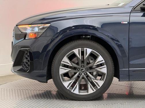 2026 Audi Q8 55 Prestige