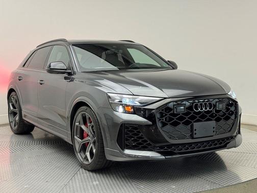 2025 Audi RS Q8 4.0T