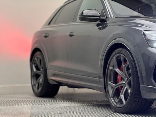 2025 Audi RS Q8 4.0T