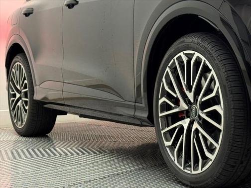 2025 Audi SQ5 3.0T Premium Plus