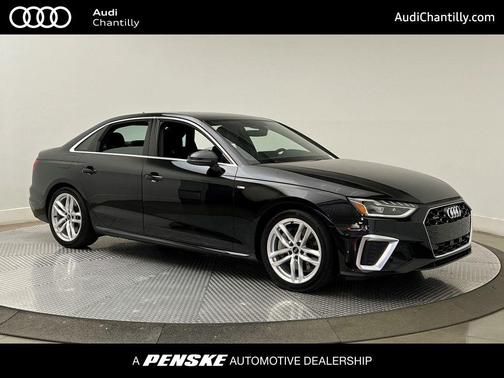 2023 Audi A4 45 S line Premium