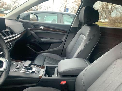 2019 Audi Q5 2.0T Premium Plus