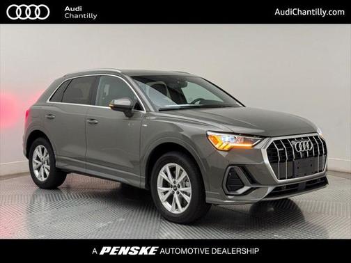 2025 Audi Q3 Premium 45 TFSI S line quattro Tiptronic